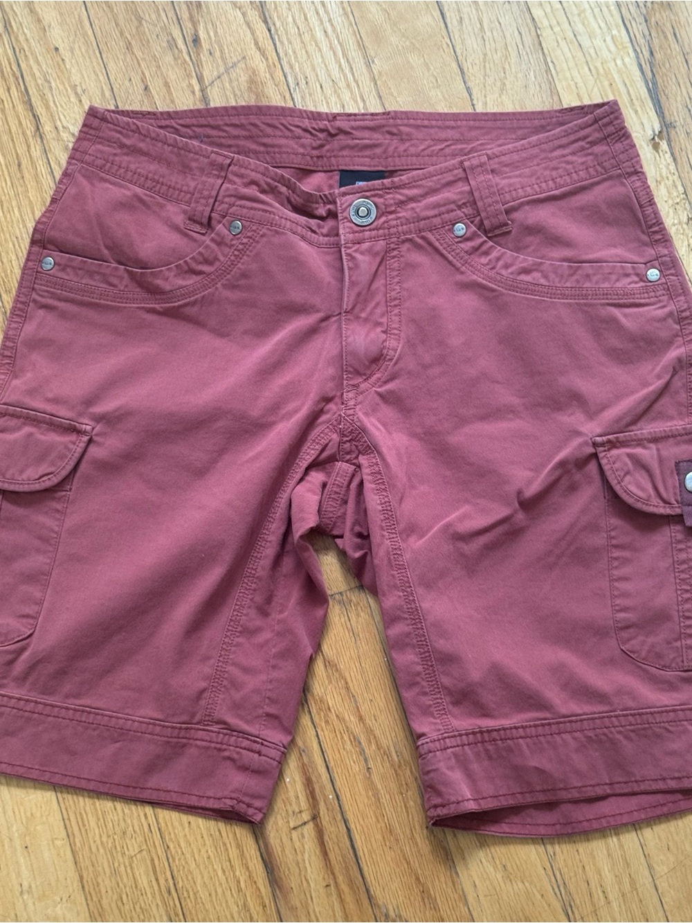 Kuhl Women's Bermudas in Burgundy Red
